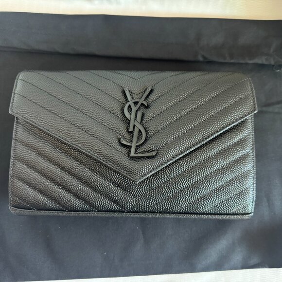 Yves Saint Laurent Black Shoulder Bag - Picture 2 of 6